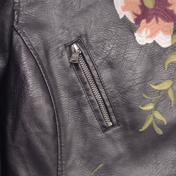 Black Leather Synthetic Motorcycle Jacket with Floral Embroidery - Picture 3 of 16